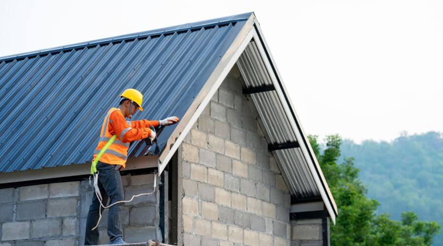 Professional gutter cleaning in Virgie, KY
